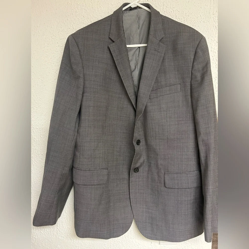 Banana republic men's tailored Fit Gray 44R suit jacket. Evening wear,‎ business